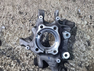 кулак задний правый BMW 7 серия G11/G12 G12 2018, 6.6 л., N74 B66 B, бензин, АКПП, carbon-schwarz 416, седан, полный привод, правый руль, 6865662