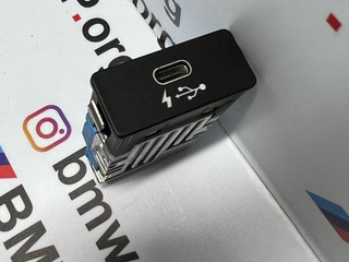 разъем AUX / USB BMW 3 серия G20 (2018 - 2026), 3.0 л., B58B30, бензин, АКПП, седан, полный привод, правый руль, 84108711939