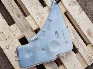 бачок омывателя BMW M4 F82/F83 F82 2015, 3.0 л., S55 B30 A, бензин, робот, 475, купе, задний привод, правый руль, 7241679