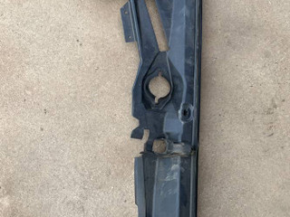 планка под капот BMW X5 G05 2019, 3.0 л., B57 D30 A, дизель, АКПП, a96, полный привод, правый руль, 51717418198