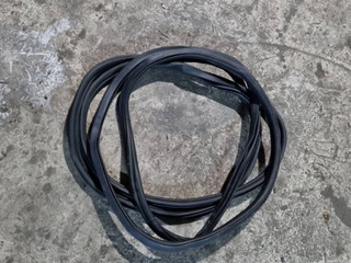 уплотнитель двери BMW X5 G05 2019, 3.0 л., B57 D30 A, дизель, АКПП, a96, полный привод, правый руль, 7428696