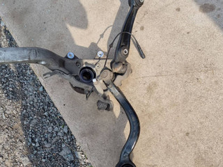 кулак поворотный правый BMW X5 M F85 2016, 4.4 л., S63 B44 B, бензин, полный привод, правый руль, 31127850158, 3112785160