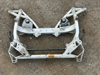 балка подвески передняя (подрамник) BMW M2 F87 [рестайлинг] 2020, 3.0 л., S55 B30 A, бензин, робот, купе, правый руль, 2284630