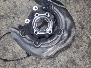 кулак задний правый BMW X3 G01 2019, 2.0 л., дизель, АКПП, правый руль, 6871030