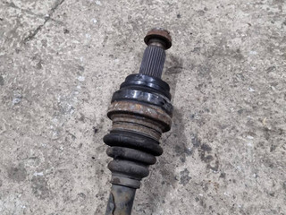 полуось задняя (приводной вал, ШРУС) BMW 5 серия F07/F10/F11 F10 2011, 2.0 л., N47 D20 C, дизель, АКПП, седан, задний привод, правый руль, 7581028
