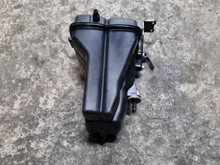 бачок расширительный BMW M3 G80/G81 G80 2021, 3.0 л., S58B30A, бензин, АКПП, седан, задний привод, 8093924