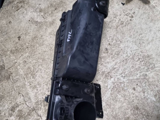корпус воздушного фильтра BMW X5 F15 2018, 2.0 л., N20 B20 A, бензин, АКПП, внедорожник 5 дв., 13718603092