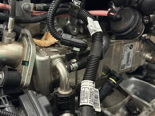 охладитель EGR / Радиатор EGR BMW 1 серия F40 F52 (2019 - 2026), 1.6 л., дизель, АКПП, белый, хетчбэк 5 дв., передний привод, правый руль, 8599834