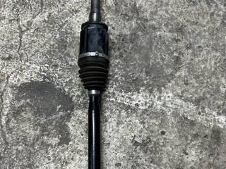 полуось передняя правая (приводной вал, ШРУС) BMW X5 G05 2020, 3.0 л., B57 D30 A, дизель, АКПП, а300, внедорожник 5 дв., полный привод, 31608486202