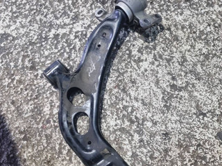 рычаг передний правый BMW 1 серия F40 2021, 1.5 л., B38 A15 A, бензин, АКПП, misano-blau metallic (0c1d), хетчбэк 5 дв., передний привод, правый руль, 6879843