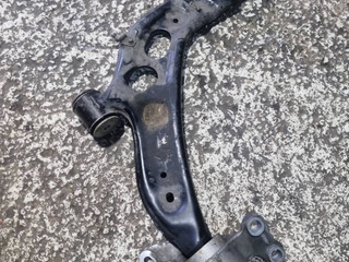 рычаг передний правый BMW 1 серия F40 2021, 1.5 л., B38 A15 A, бензин, АКПП, хетчбэк 5 дв., передний привод, 6879844