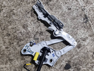 петля капота правая BMW X5 G05 2020, 3.0 л., B57 D30 A, дизель, АКПП, а300, внедорожник 5 дв., полный привод, 7418202