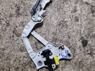 петля капота левая BMW X5 G05 2020, 3.0 л., B57 D30 A, дизель, АКПП, внедорожник 5 дв., полный привод, 7418201