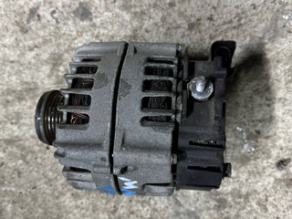 генератор BMW 3 серия F30/F31/F34 F30 2013, 1.6 л., дизель, МКПП, задний привод, правый руль