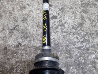 полуось задняя (приводной вал, ШРУС) BMW 5 серия G30/G31 G30 2019, 2.0 л., гибрид, АКПП, blue-stone metallic, седан, задний привод, правый руль, 8686242
