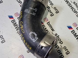 патрубок интеркулера BMW M3 G80/G81 G80 2021, 3.0 л., S58B30A, бензин, АКПП, седан, задний привод, 13718054843
