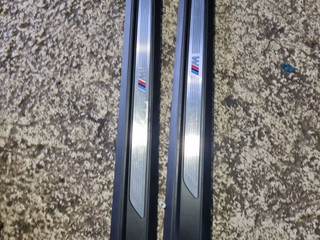 комплект накладок на пороги (внутренние) BMW 4 серия F32/F33 [рестайлинг] F33 2019, 2.0 л., B47 D20 A, дизель, АКПП, кабриолет, задний привод, правый руль, 8063800
