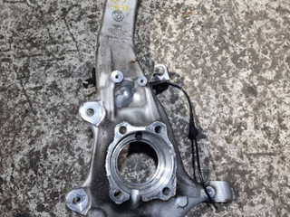 кулак поворотный правый BMW X5 G05 2023, 3.0 л., B58B30, бензин, c36 dravitgrau metallic, полный привод, правый руль, 6876656