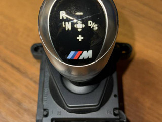 механизм выбора передач BMW M5 F10 [рестайлинг] F10 2016, 4.4 л., S63 B44 B, бензин, робот, 490 (черный мат), седан, задний привод, правый руль, 7846584