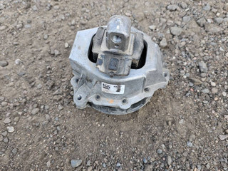 подушка крепления двигателя BMW 2 серия G42 2022, 2.0 л., B47 D20 B, дизель, АКПП, купе, 7581618, 7582318