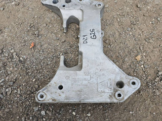 кронштейн КПП BMW 2 серия G42 2022, 2.0 л., B47 D20 B, дизель, АКПП, купе, задний привод, 9454393