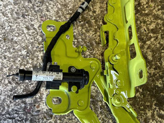 петля капота правая BMW M3 G80/G81 G80 2021, 3.0 л., S58B30A, бензин, АКПП, седан, задний привод, 7450590, 7449430
