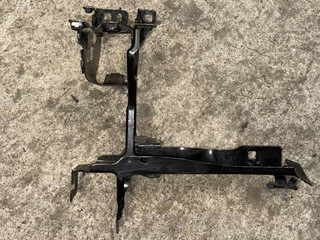 крепление фары левой BMW M3 G80/G81 G80 2021, 3.0 л., S58B30A, бензин, АКПП, седан, задний привод, 8071631