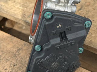 заслонка дроссельная BMW 4 серия G22/G23 G23 2020, 2.0 л., B48 B20 B, бензин, АКПП, 475 black saphire metallic, кабриолет, полный привод, 13548601651