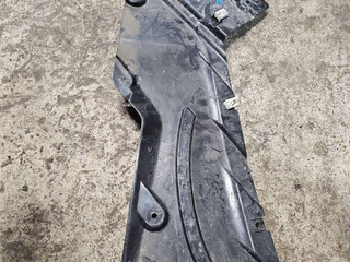 защита днища BMW M4 G82/G83 G82 2022, 3.0 л., S58B30A, бензин, АКПП, купе, 8080539