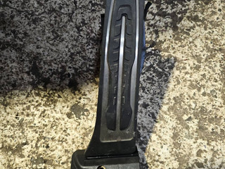 педаль BMW M4 G82/G83 G82 2022, 3.0 л., S58B30A, бензин, АКПП, c17 brands-hatch-grey metallic, купе, задний привод, 6889924