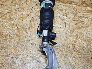 амортизатор передний левый BMW X5 G05 2024, 3.0 л., B57 D30 B, дизель, АКПП, внедорожник 5 дв., 6892425