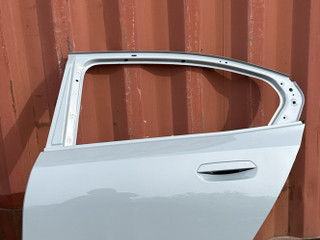 дверь задняя левая BMW 5 серия G60 2023, 2.0 л., B48B20V, бензин, АКПП, c4p brooklyn grau metallic, седан, задний привод, правый руль, 5A32EA7