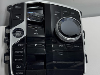 модуль управления селектора АКПП BMW X6 G06 2023, 3.0 л., B57 D30 B, дизель, АКПП, c4w skyscraper grau metallic, внедорожник 5 дв., полный подключаемый привод, 5A6AEE5, 61315A6AEE5