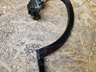 петля крышки багажника BMW M3 G80/G81 G80 2023, 3.0 л., S58B30A, бензин, АКПП, седан, 7430640