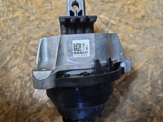 подушка крепления двигателя BMW X5 G05 [рестайлинг] G05 2024, 3.0 л., дизель, АКПП, c35 blue ridge mountain mettalic, внедорожник 5 дв., полный привод, правый руль, 9846462