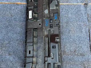 Крепление бампера заднего BMW 7 серия G70 2024, 3.0 л., B57 D30 B, дизель, АКПП, carbonschwarz metallic (416), седан, полный привод, 9464148