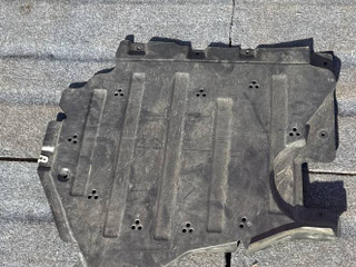 защита днища BMW M2 G87 2023, 3.0 л., S58B30A, бензин, АКПП, купе, 8082067