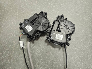активатор замка багажника BMW X3 G01 [рестайлинг] G01 2023, 2.0 л., B46 B20 B, бензин, АКПП, c4p, внедорожник 5 дв., полный привод, 7383561