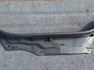 планка под капот BMW X3 G01 [рестайлинг] G01 2023, 2.0 л., B46 B20 B, бензин, АКПП, c4p, внедорожник 5 дв., полный привод, 51717394819