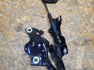 петля капота правая BMW X6 G06 [рестайлинг] G06 2024, 3.0 л., B58B30, бензин, АКПП, 416 carbon-schwarz, внедорожник 5 дв., полный привод, 7418202