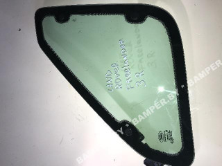 стекло кузовное боковое правое Land Rover Freelander 2 поколение 2008