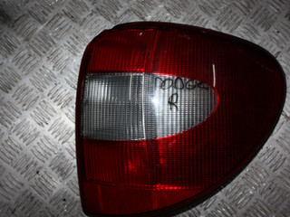 фонарь задний правый Chrysler Grand Voyager 4 поколение 2002, бензин