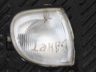 поворотник правый Nissan Vanette C23 1994
