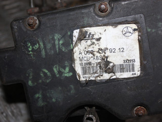блок ABS Mercedes-Benz C-Класс W202/S202 1993, 2.0 л., бензин