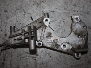кронштейн гидроусилителя Audi A6 4F/C6 2007, 3.0 л., дизель