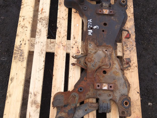 балка подвески передняя (подрамник) Mazda 3 BK 2003, 2.0 л., бензин