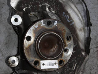 кулак поворотный правый BMW 1 серия E81/E82/E87/E88 [рестайлинг] 2007