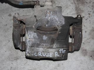 суппорт передний правый Chevrolet Cruze 1 поколение (2009 - 2012)
