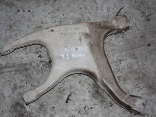 рычаг задний нижний Audi A4 B8/8K 2008, 3.0 л., дизель