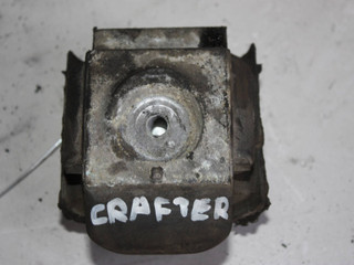подушка крепления двигателя Volkswagen Crafter 1 поколение 2010, 2.5 л., дизель
